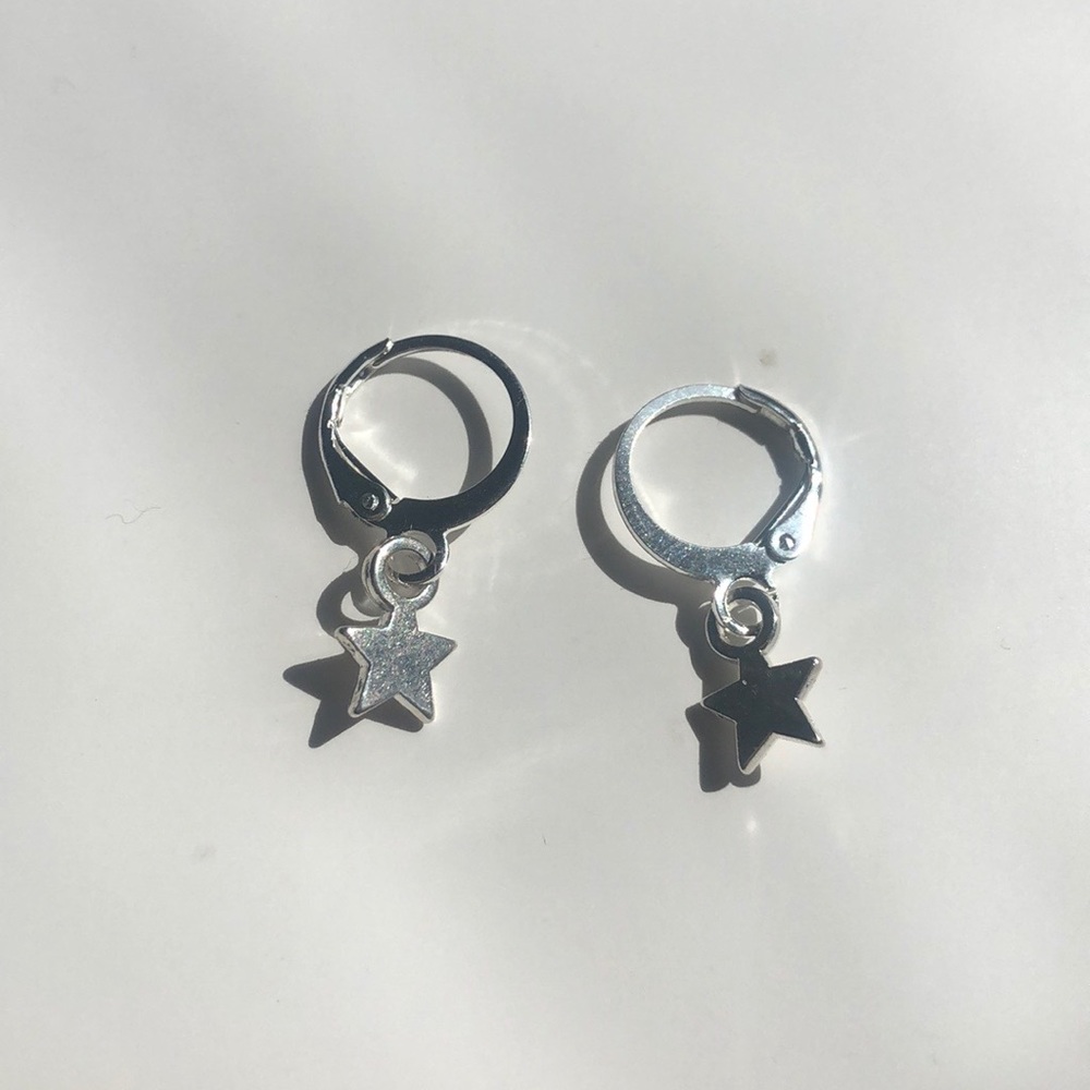 silver star hoop earrings
